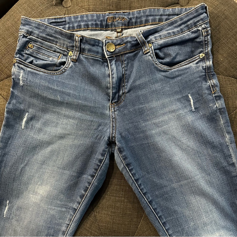 Kut from the Kloth Distressed Blue Skinny Jeans
